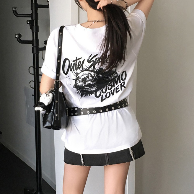 티데일리 남녀공용 코스모 프린팅 오버핏 17수 빅사이즈 라운드 반팔 티셔츠