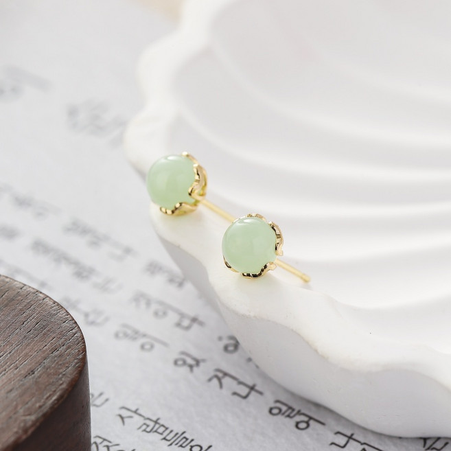 새로운 중국 스타일의 모조 허톈 옥 스터드 귀걸이 프랑스 고급 명품 귀걸이