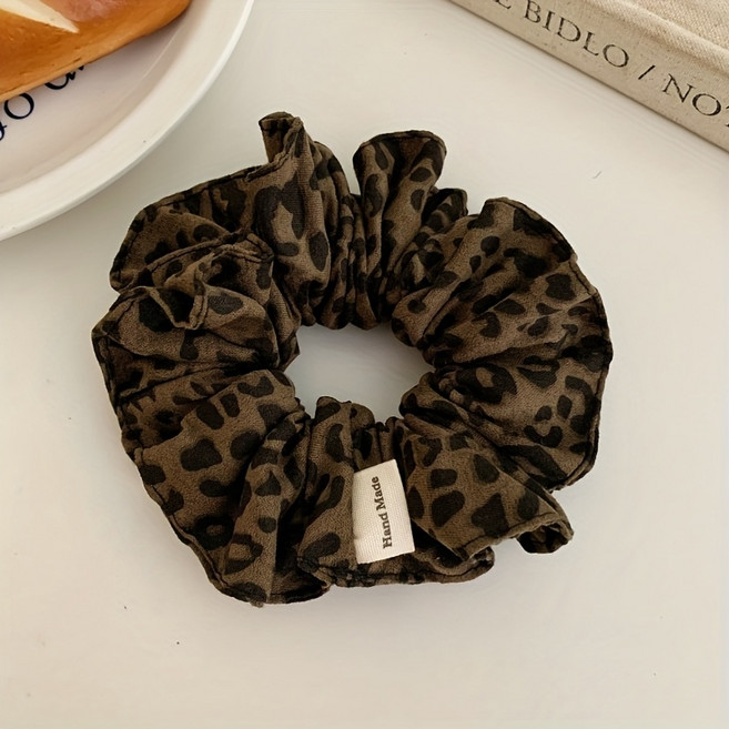 고급스러운 레오파드 패턴 스웨이드 헤어끈