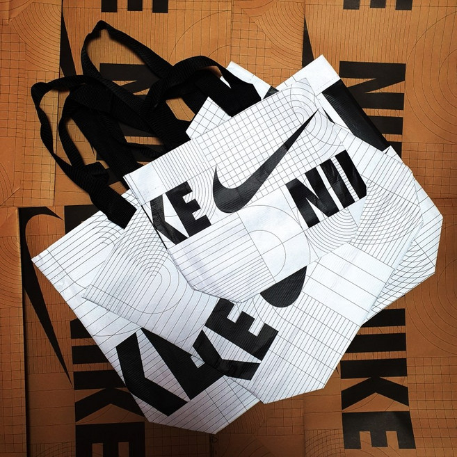 나이키 리유저블 쇼핑백 에코백 휴대용 장바구니 타포린 가방, 혼합색상, 1개