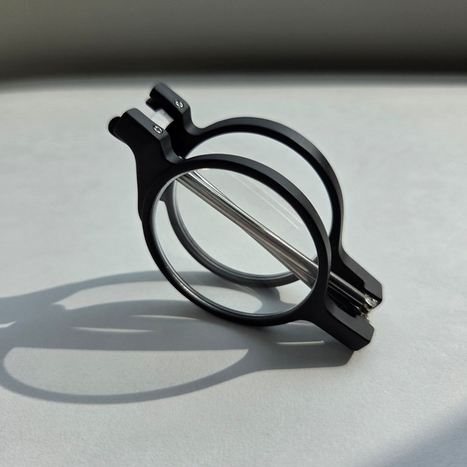 다미도스 접이식 휴대용 미니 안경테