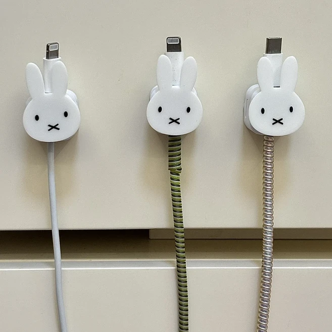 Miffy 데이터 케이블 홀더 귀여운 애니메이션 만화 크리 에이 티브 간단한 자기 흡입 Kawaii 데스크탑 전화, 03 3pcs-miffy