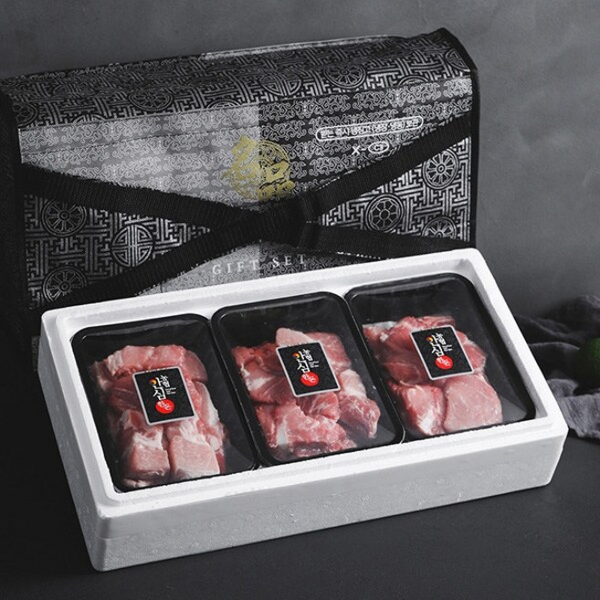 [농협안심한돈] 명품 한돈 돼지고기 선물세트 2호 1.5kg (갈비500gx3팩), 1세트