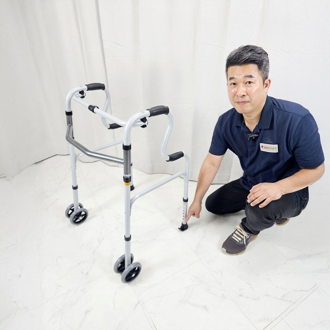 국산 어르신보행기 HM-608 노인보조보행기 환자용워커 노인실버카 접이식워커 이동보조기 장기요양 복지용구, 요양등급 본인부담금 6%, 1개