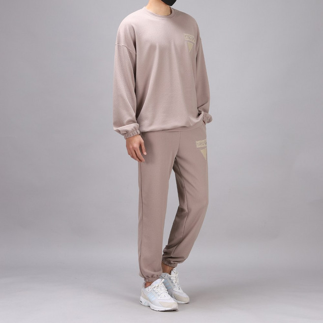 후앙스 데일리 오버핏 리버풀 맨투맨 트레이닝 세트 KMTP-2113