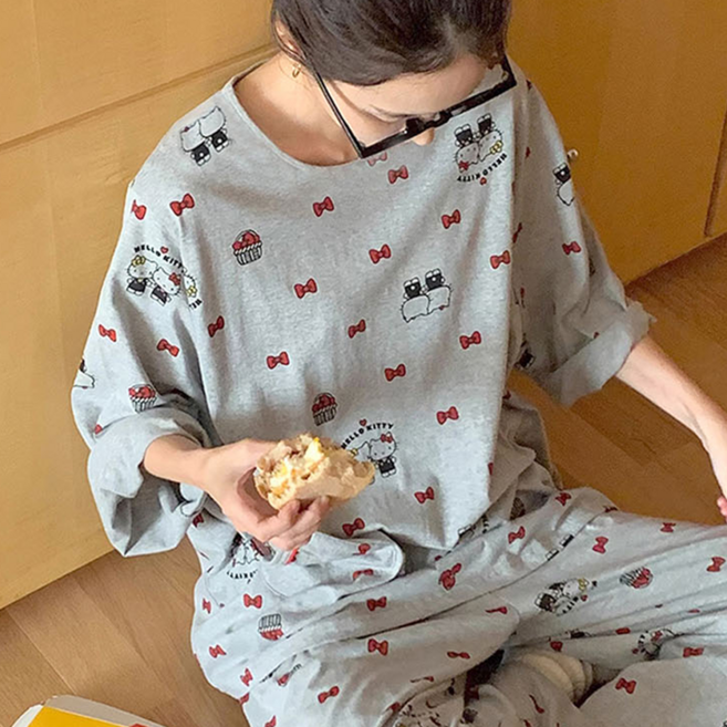 클레이스 부드러운 긴팔 잠옷세트