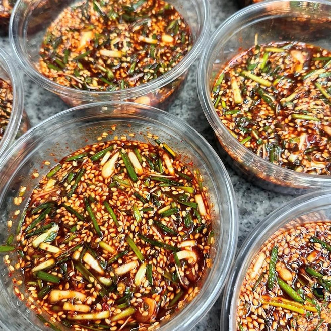 명인 비법간장으로 향긋한 수제 달래비빔장, 1개, 330g