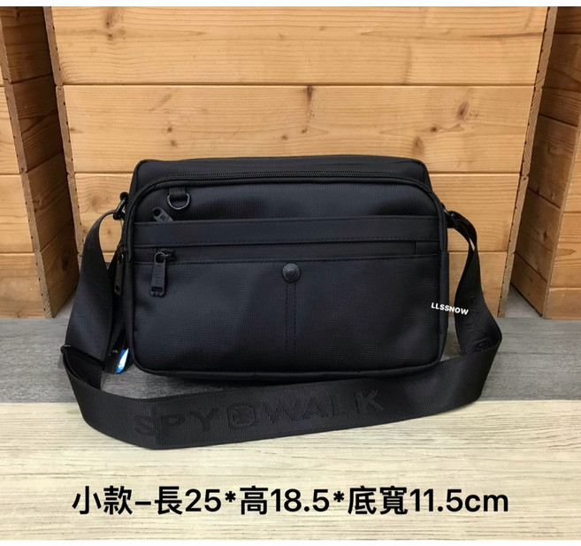 SPYWALK 尼龍多格層側背包, 黑色
