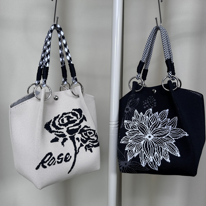 모델엄마 플라워 캔버스 미니 버킷백 손가방 토트백 (2colors)