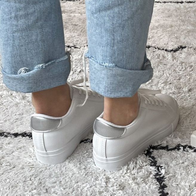 엠에스어패럴 심플 배색 티안나는 키높이 여성 스니커즈 운동화 속굽포함5CM