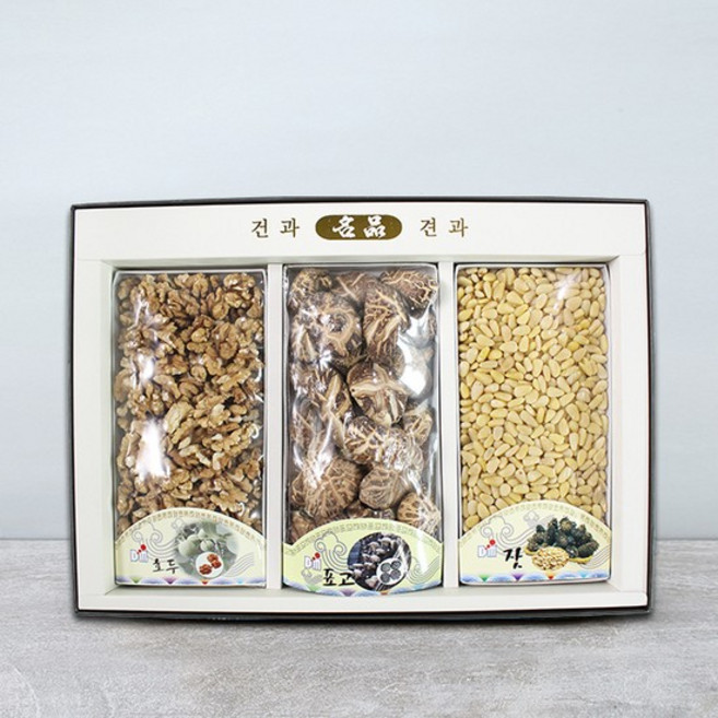 영동 견과류 선물세트 3호_(호두+잣+표고버섯), 1