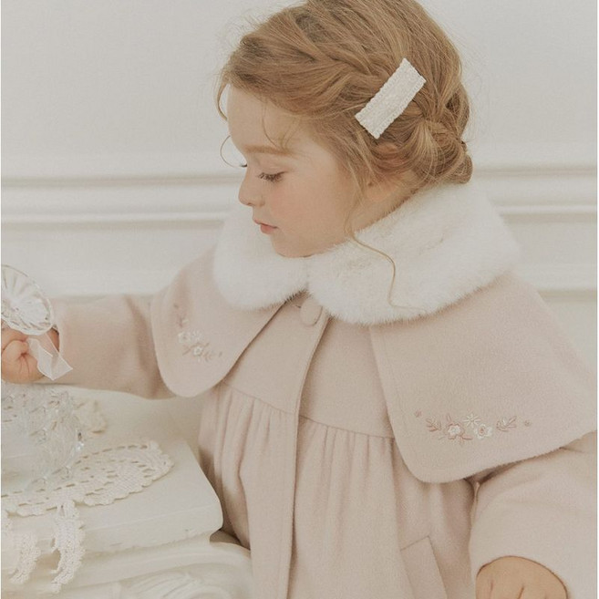 밍크뮤 뮤프리미엄 퓨어 자수 코트 캐시미어 혼방 CR 33C1110401