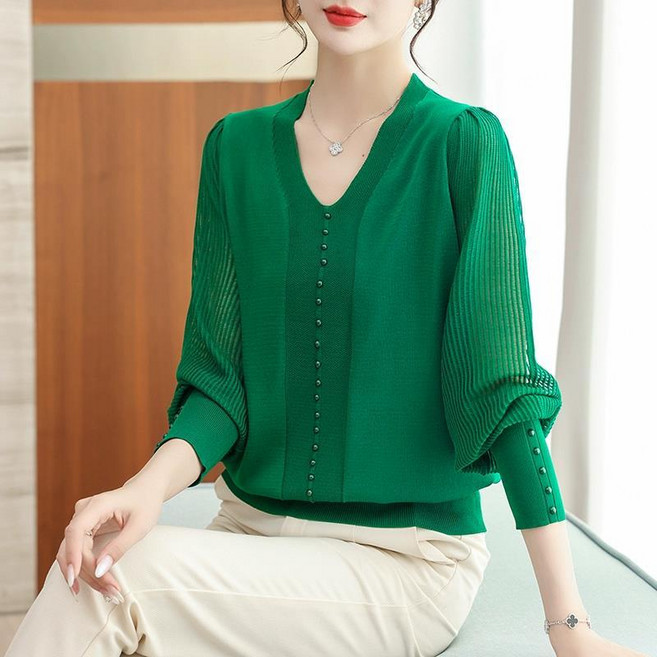 중년 여성 브이넥 니트 봄가을용 우아한 니트 블라우스 시스루 소매 V넥 버튼 장식 봄 가을 스타일 YLP