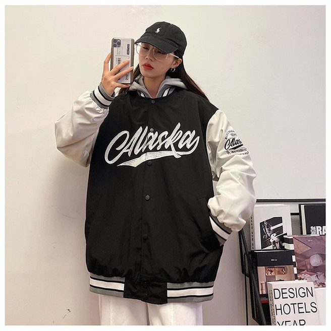 체인지쉬(change she) 캐주얼 스트릿 시크 오버핏 레터링 배색 야구 점퍼