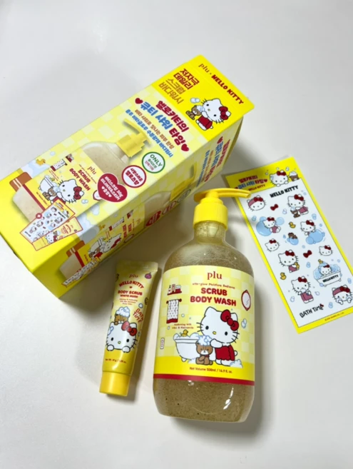 [1등스크럽] 플루X헬로키티 비타글로우 수분광채 스크럽 바디워시 (바디워시 미니어처30g+다꾸스티커증정), 1개, 500ml - 쿠팡
