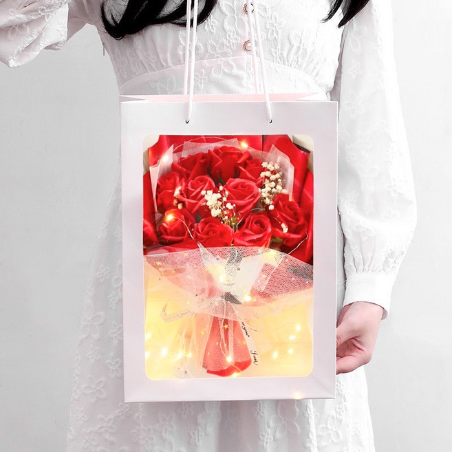 永生花束 乾燥花束 玫瑰 滿天星 LED燈 情人節 畢業 生日 告白 聖誕禮物, 十朵紅玫瑰+LED燈+提袋