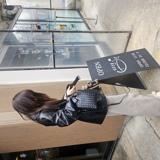 앤의선물 인형포함 여성 데일리 미니 토트 크로스백