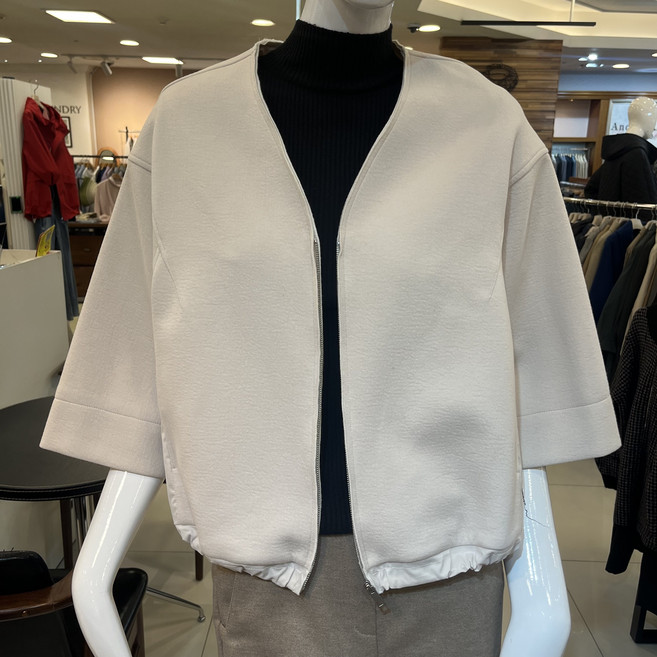 트리아나 소고 세이브존01 이중 배색 브이넥 재킷 TJ1GA12