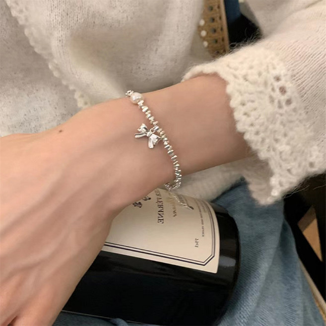 besteffie 진주 장식 메탈 팔찌 여성 심플 우아한 스타일 쥬얼리 리본 매듭 펜던트 장식 K92