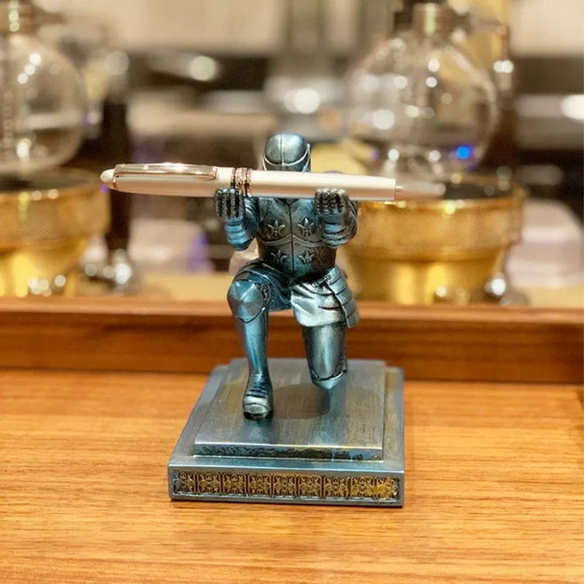 중세 기사 거치대 장식품 꽂이 만년필 펜트레이, 블루