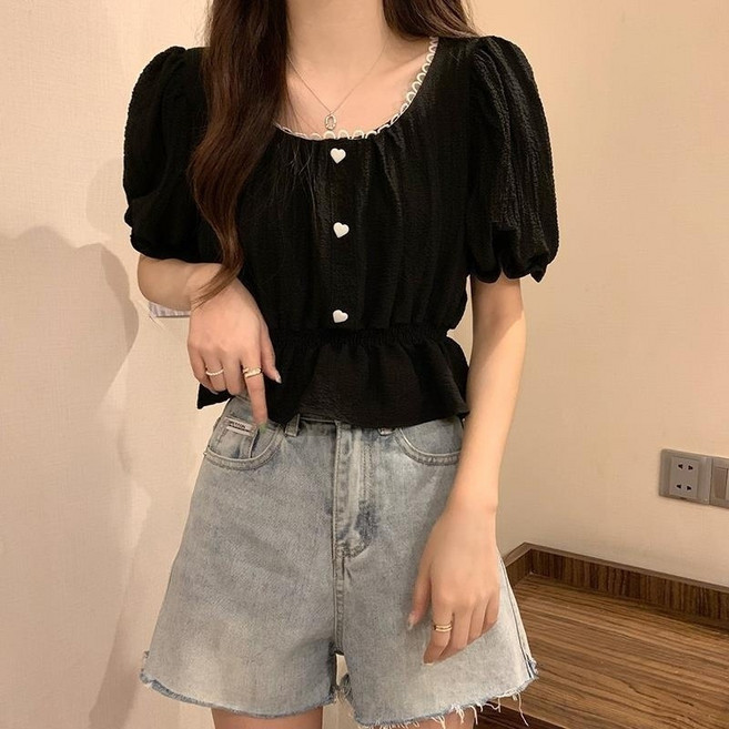 DUOMIHAN여성 하트단추 퍼프 숄더 밴딩 크롭 블라우스WZS60313