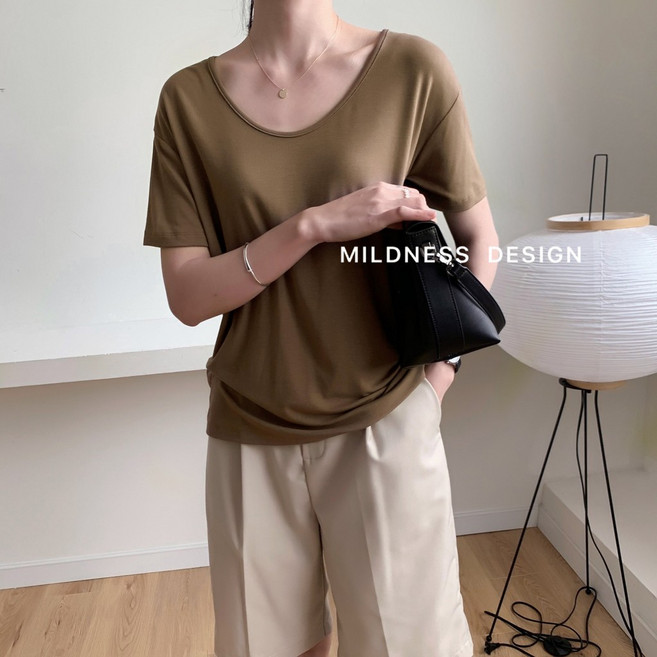 MILDNESS DESIGN U領短袖T恤