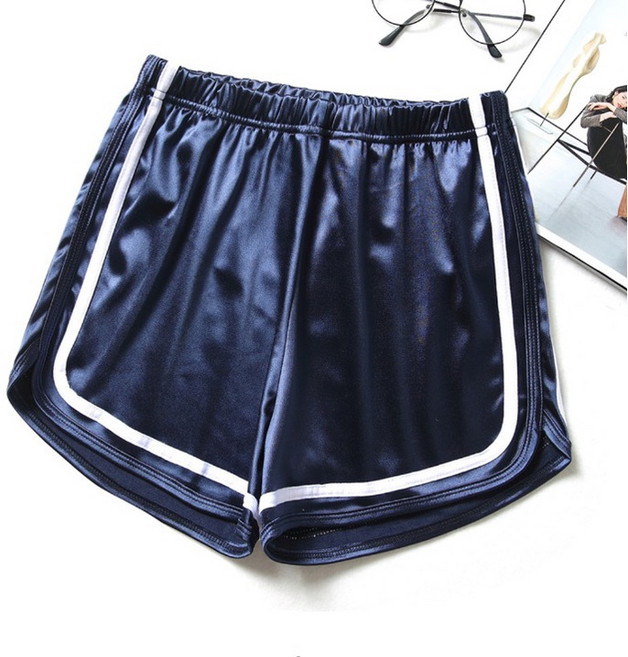 Helena 亮面真理褲 性感涼感熱褲 大尺碼休閒居家運動短褲 緞面褲子女