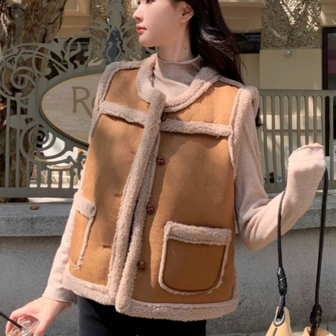 [어썸데어] 세브로 안감 털 무스탕 조끼