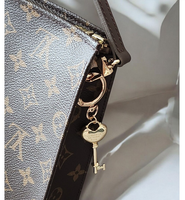 열쇠모양 키링 백참 백꾸 메탈 키링 빈티지 행운의열쇠 심플 클래식 키링 열쇠 심플키링 럭셔리