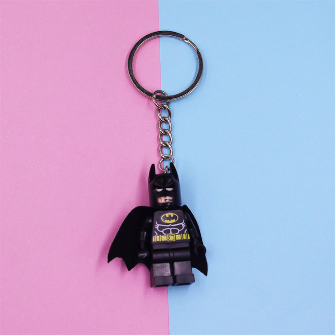 어벤져스 스파이더맨 다리미 맨 애니메이션 캐릭터 빌딩 블록 키 체인 액션 피규어 배낭 자동차 펜던트 명, 02 Batman