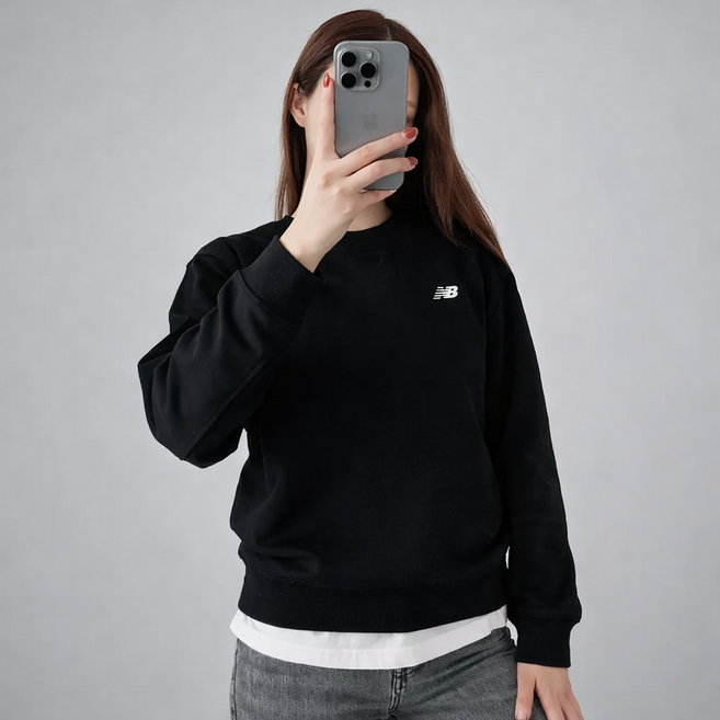 국내매장판오늘출발 뉴발란스 맨투맨 스탠다드핏 스몰로고 자수 남녀공용 커플 긴팔티셔츠 SG1111D3