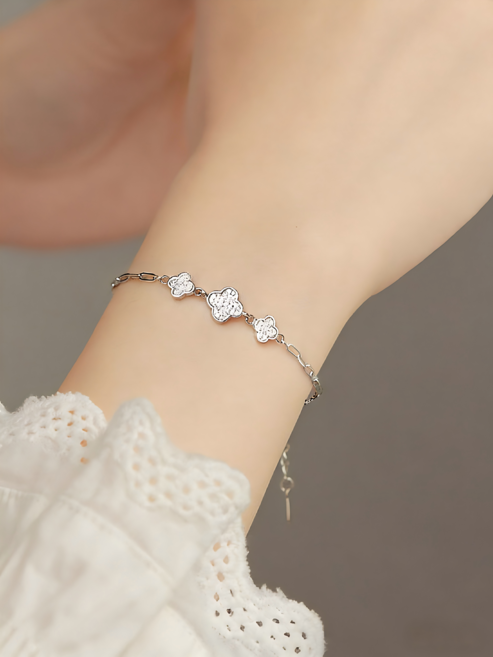 Lunire 14K 여성 팔찌 네잎클로버 심플하고 우아한 일상 착용 다층 금도금 쉽게 변색되지 않음