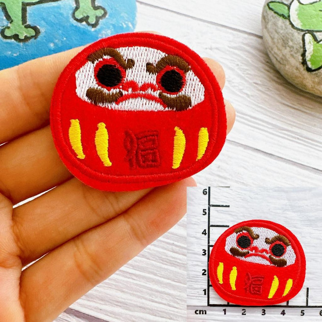 皮卡布 刺繡燙布貼 7.7x7.5cm 福字達摩, 小號紅色(半繡),貼紙款(513L), 1個
