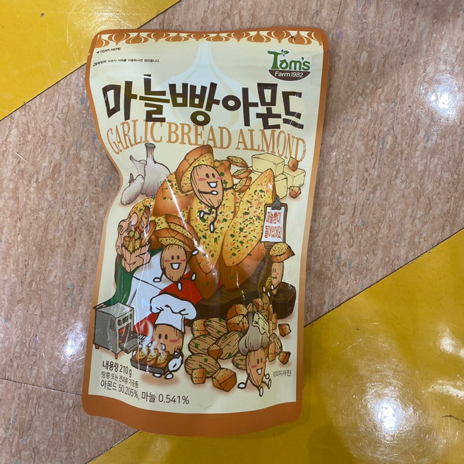 탐스팜 마늘빵 아몬드 210g, 1개