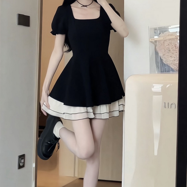 小黑裙 短袖連衣裙 短袖洋裝 仙女裙 黑色洋装 法式洋装 晚禮服 法式赫本風連衣裙夏季短袖裙氣質顯瘦A字連