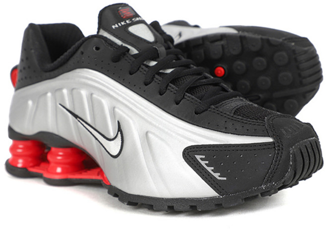 나이키 샥스 SHOX R4 데일리 퍼포먼스 스타일 스트리트 룩 슈즈 신발