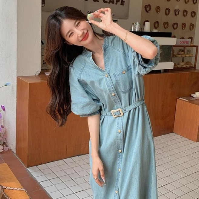 白鳥麗子 休閒牛仔連身裙 V領泡泡五分袖洋裝 附腰帶, 淺藍,XL