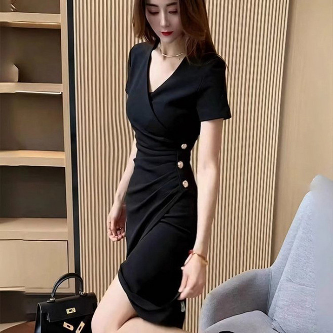 法式赫本風黑色不規則設計感收腰包臀連衣裙, 黑色