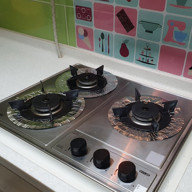 MARKET.MR_ 일회용 가스렌지 은박 매트 원형 10P 가스레인지커버 가스렌지매트 기름튐방지 가스렌지호일커버 가스렌지커버, 10개