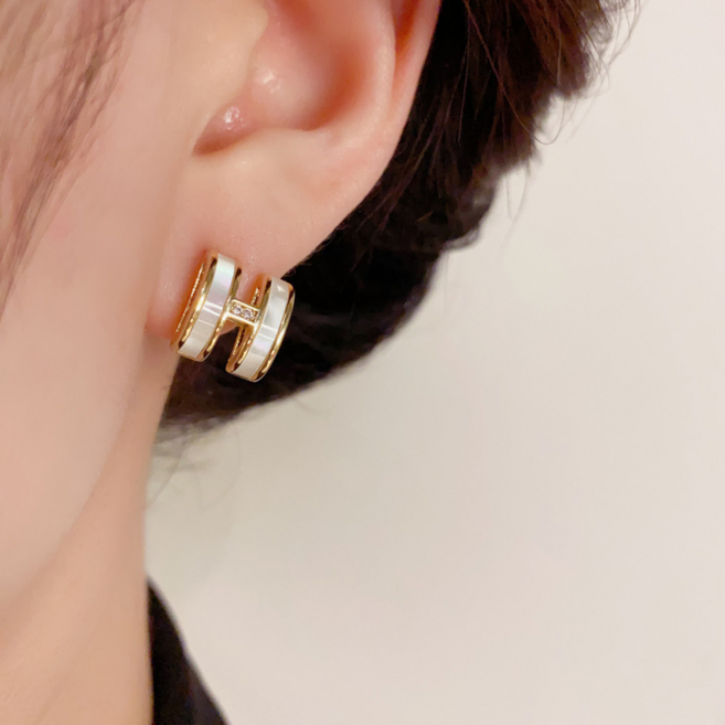 Seolvia 14K 도금 H 하프링 귀걸이 여성 데일리 고급 선물 추천 JY-01