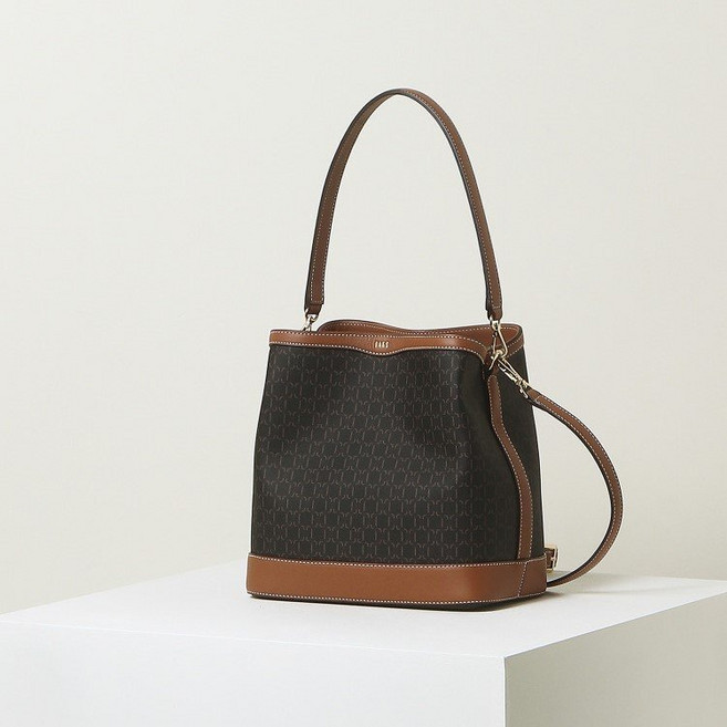 닥스 세인트바넷 시그니처패턴 여성숄더백 브라운 데일리가방