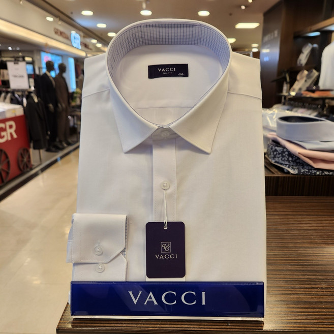 바찌 부평점 구김이 적은 소재의 화이트 슬림핏 긴소매 셔츠 빅사이즈 115 까지