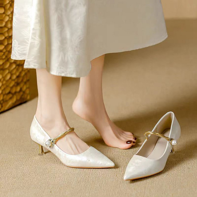 COSYEVNO [힐] 미들힐 단화 소프트 레더 발에 무리가 가지 않는 여성화