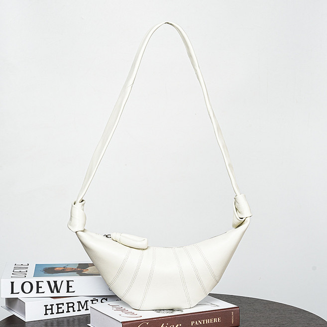 D.I.O 명품 양가죽 만두스타일 크로스백 슬링백