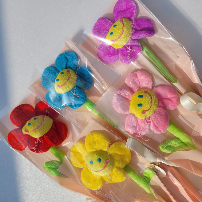 스마일 인형 꽃다발 5P 세트 단체 어린이집 유치원 선물 졸업 입학 행사 소품, 1개, 5P 한 구성