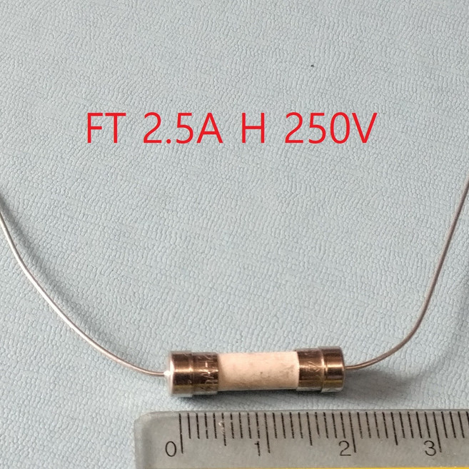 세라믹 리드퓨즈 5파이 20mm FT2.5AH 250V2.5A 1개 원형 백색