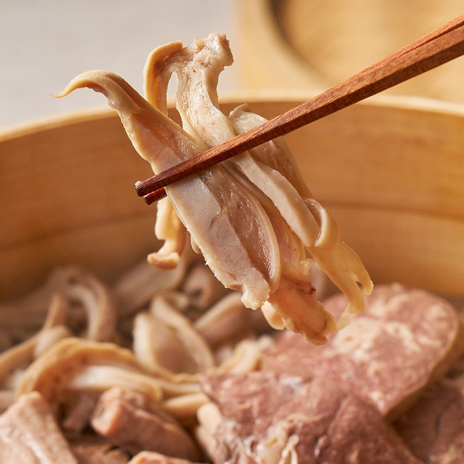 국내산 삶은 돼지 부속 오소리감투, 2개, 1kg