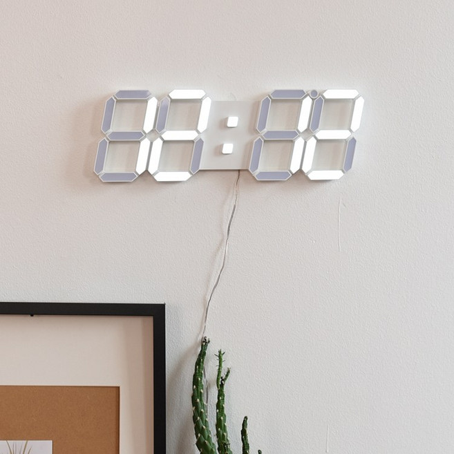 무소음 3D LED 벽시계 라이트 온, 화이트