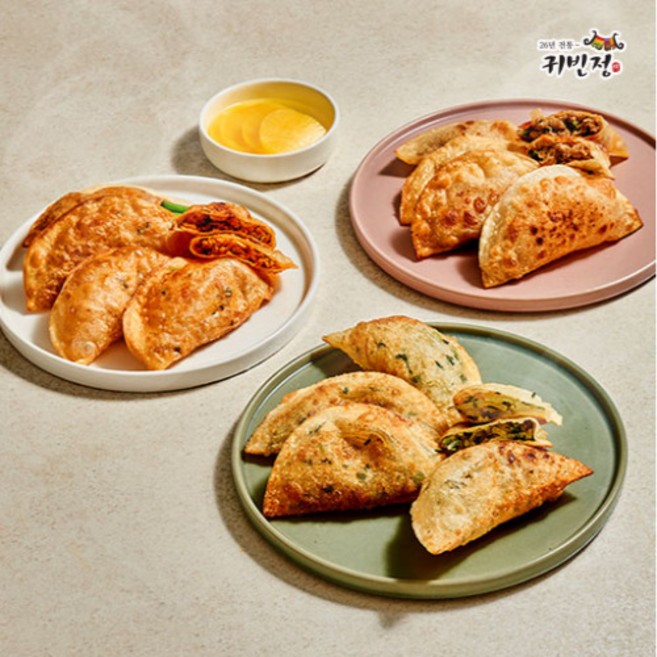 줄서는 맛집 겉바촉촉 납작만두 대구명물 떡볶이 잡채만두 고기만두 김치만두 460g 2봉, 숯불고기납작만두 . 460g . 2봉