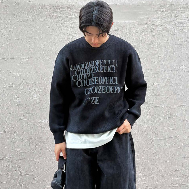 유니코드 남성 루즈핏 드롭숄더 레터링 워싱 니트